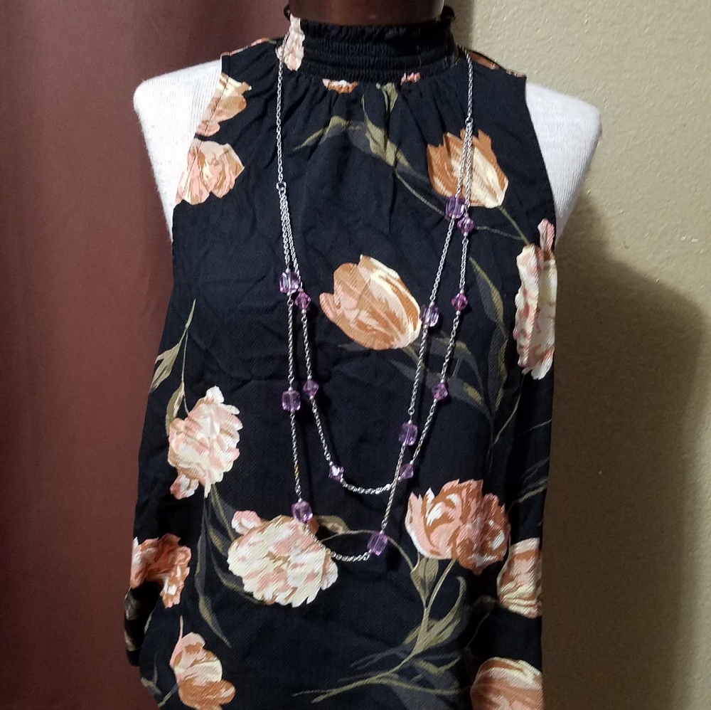 Sleeveless elastic Mockneck Blouse A. New D